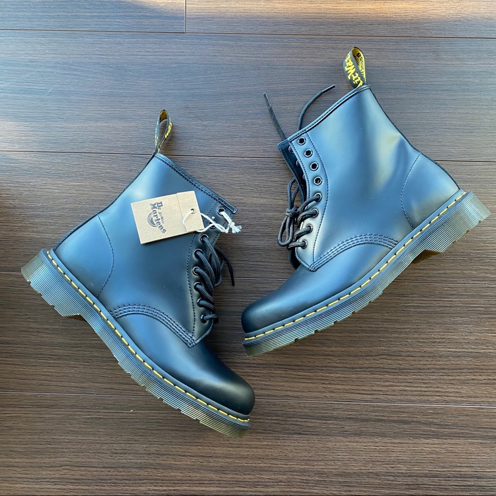 Dr. Martens 1460 Black Smooth Leather Boots Sz 10